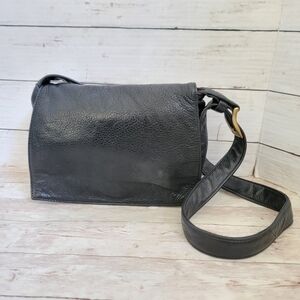 Libaire Vintage Flap Shoulder Bag In Black Leather